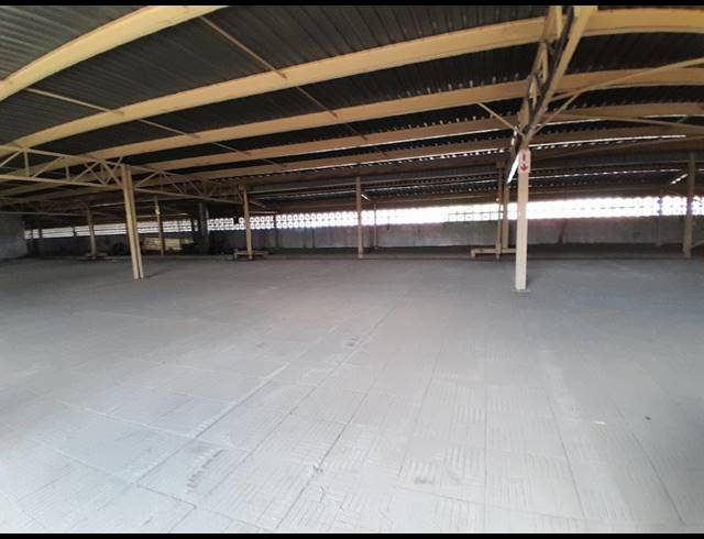 2,500M² BUILDING FOR SALE IN RUSTENBURG CENTRAL